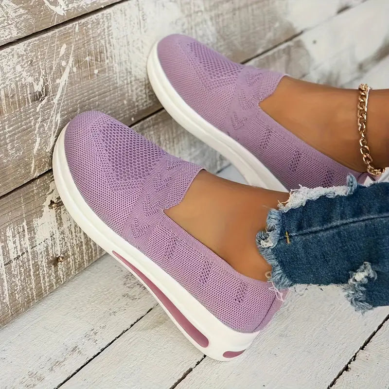 MAVY™ – JEDNOKOLOROWE, ODDYCHAJĄCE SNEAKERSY PREMIUM