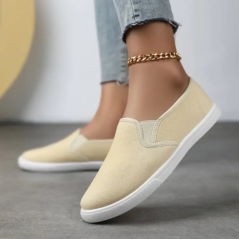 WYGODNE I MINIMALISTYCZNE SNEAKERSY UNISEX