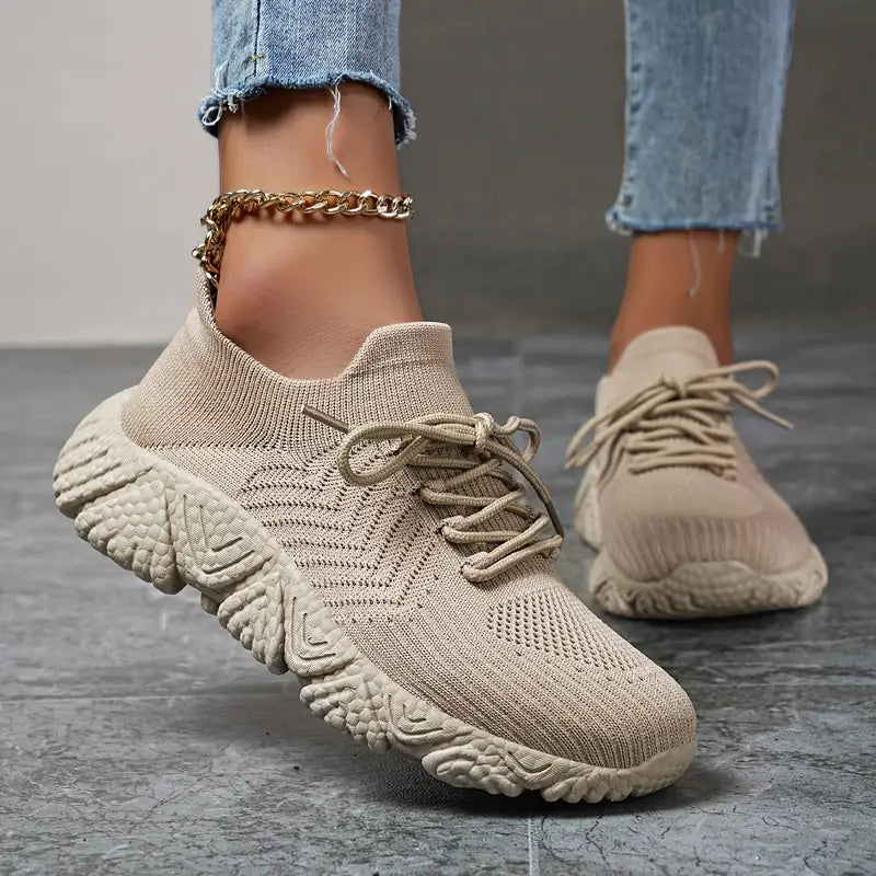 KLAIRE™ – PROSTE, ODDYCHAJĄCE SNEAKERSY CHUNKY Z SIATECZKI MESH