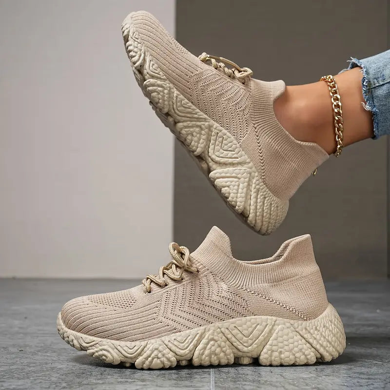 KLAIRE™ – PROSTE, ODDYCHAJĄCE SNEAKERSY CHUNKY Z SIATECZKI MESH