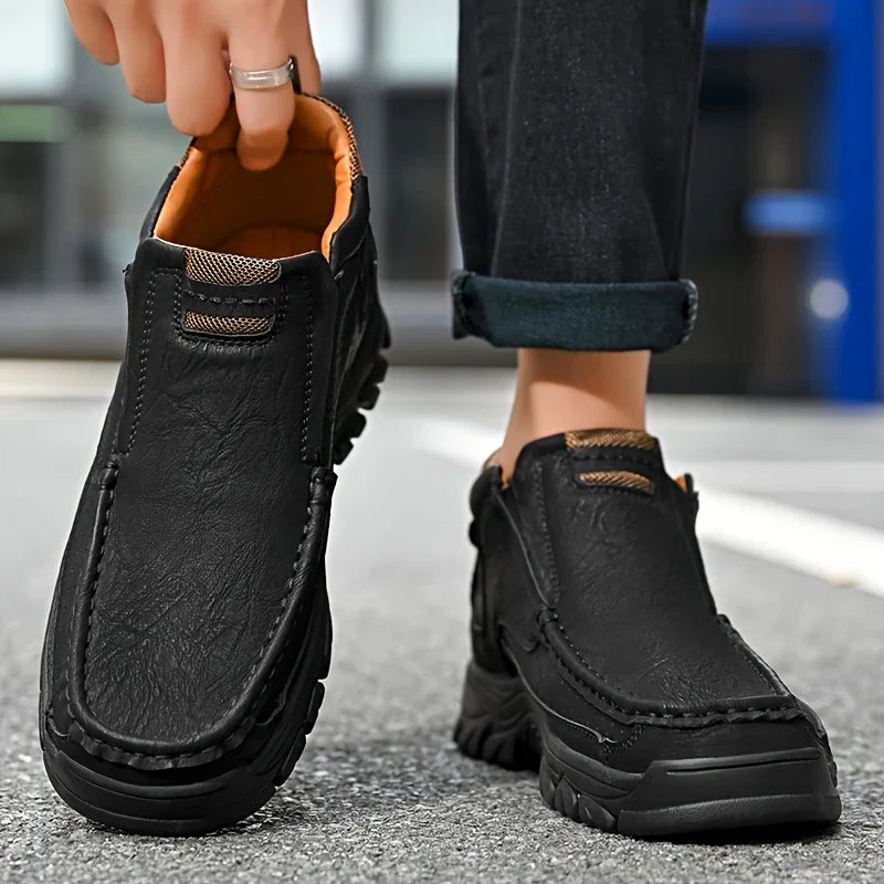 RIDGEPROOF™ – MĘSKIE BUTY TREKKINGOWO-MIEJSKIE Z CHOLEWKĄ TYPU MID-TOP